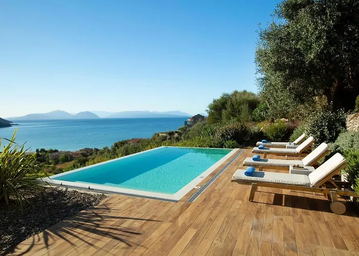 Anemos Luxury *